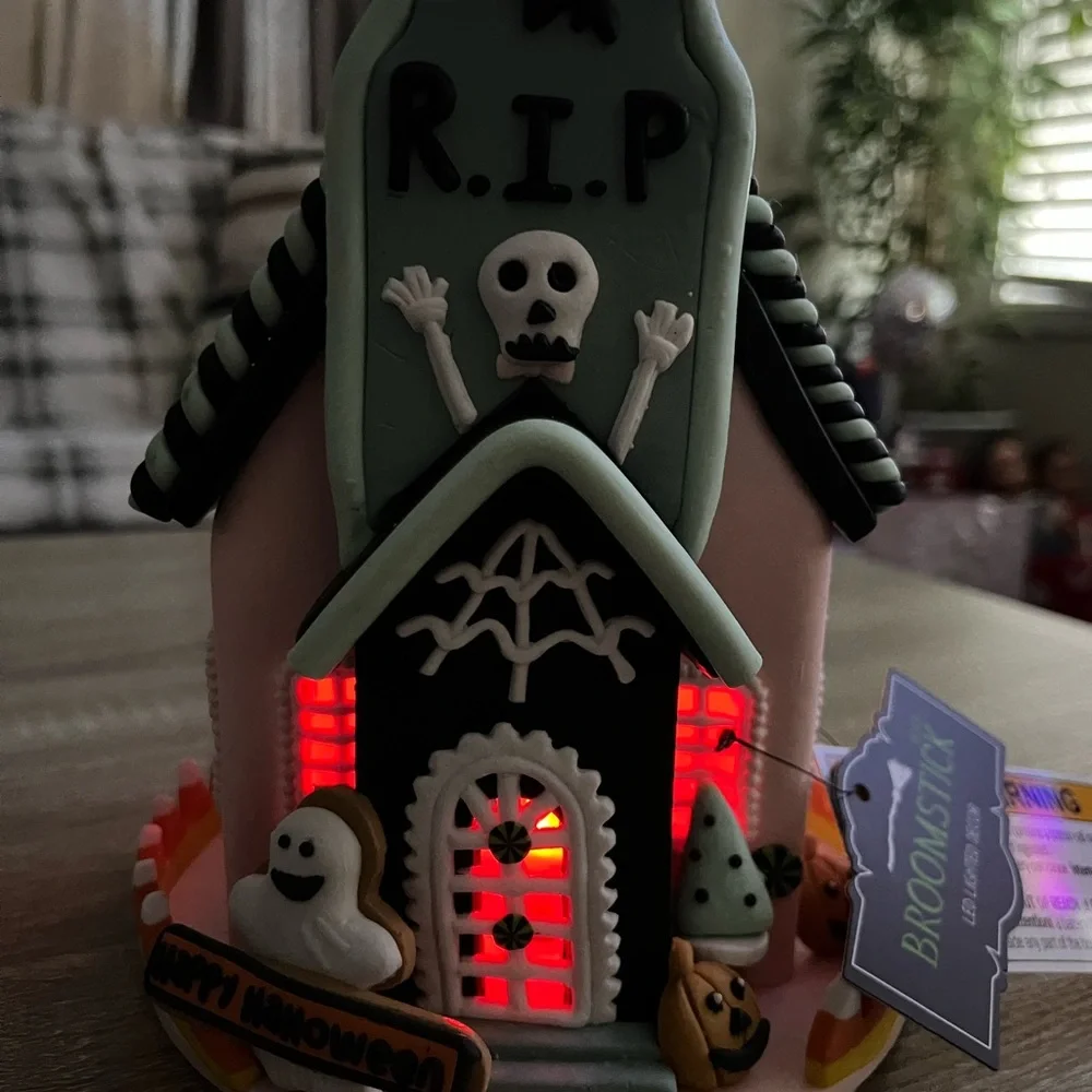 Halloween Haunted House LED lighted Party Decoration